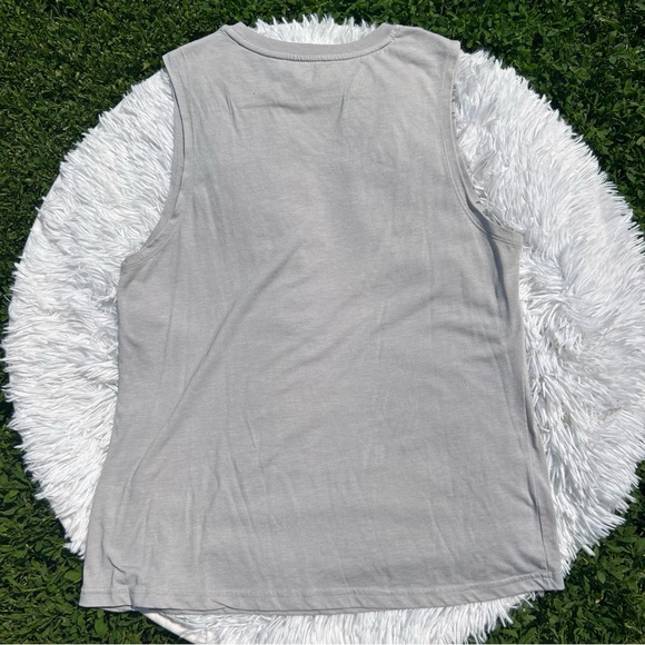 tentree Gray Tank Top with Mountain and Tree Graphic Design Women’s Size Medium - Picture 11 of 13